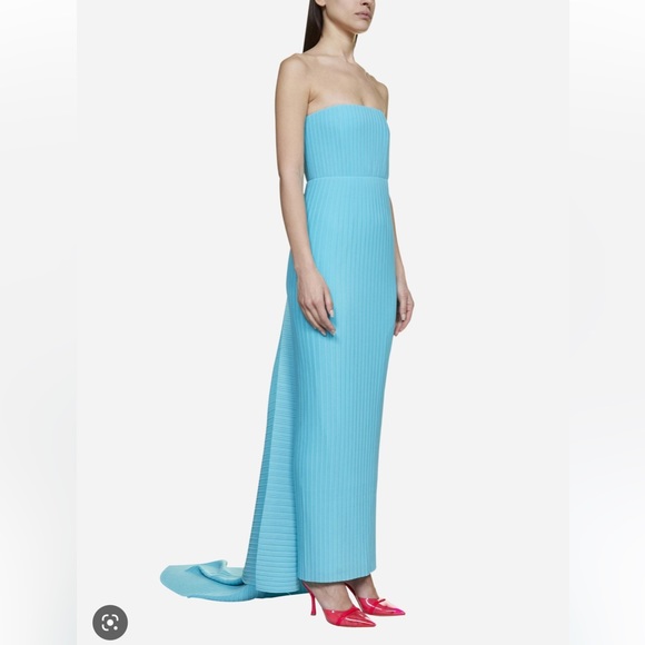 chinese dress ladies The Harlee Maxi Dress in Ultra Purple – Solace London main image 0